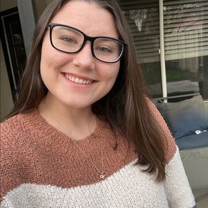 Meet your Posher, Megan